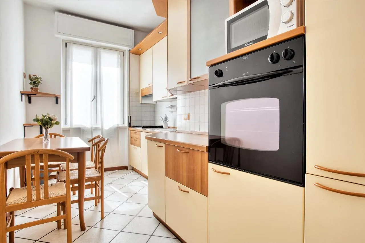 Joivy Cosy Apt In The Giambellino Area Milan