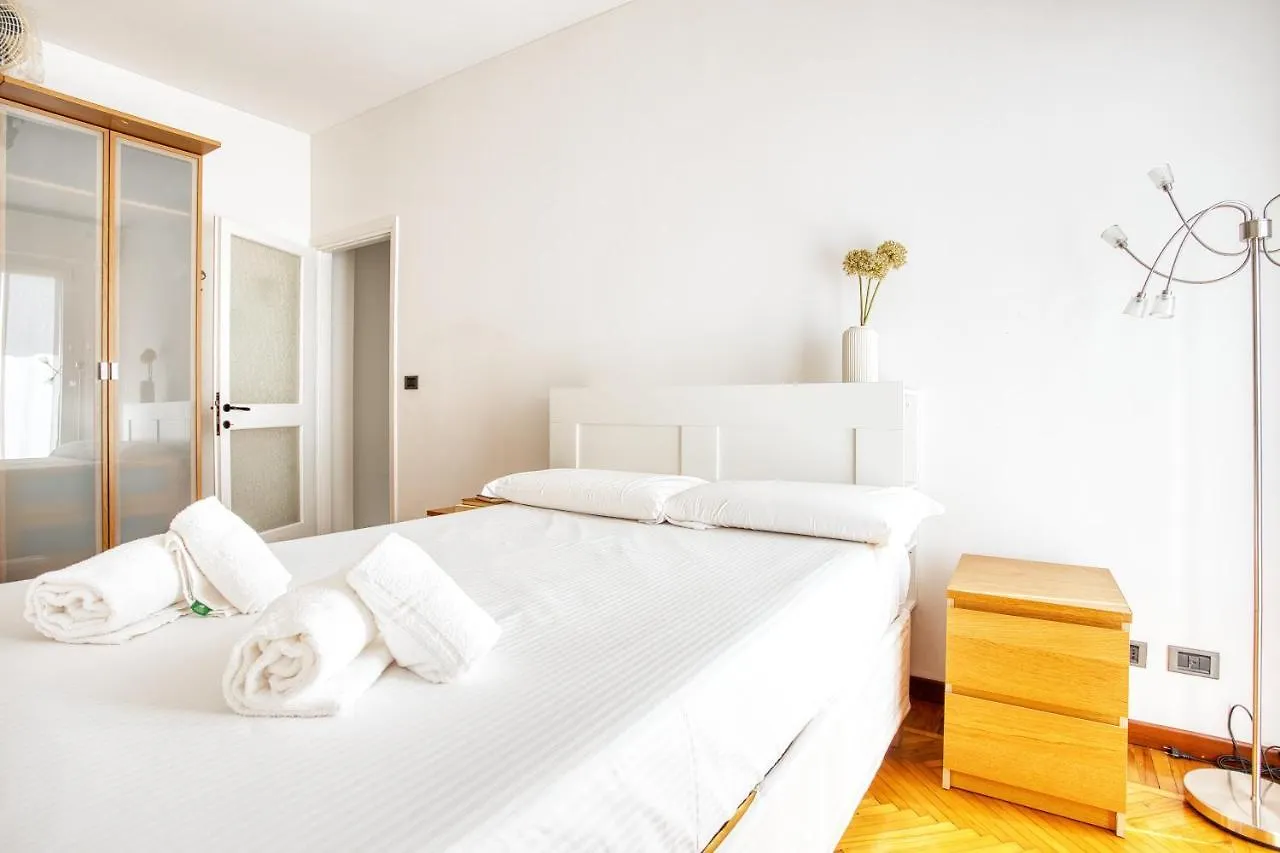 Joivy Cosy Apt In The Giambellino Area Milan