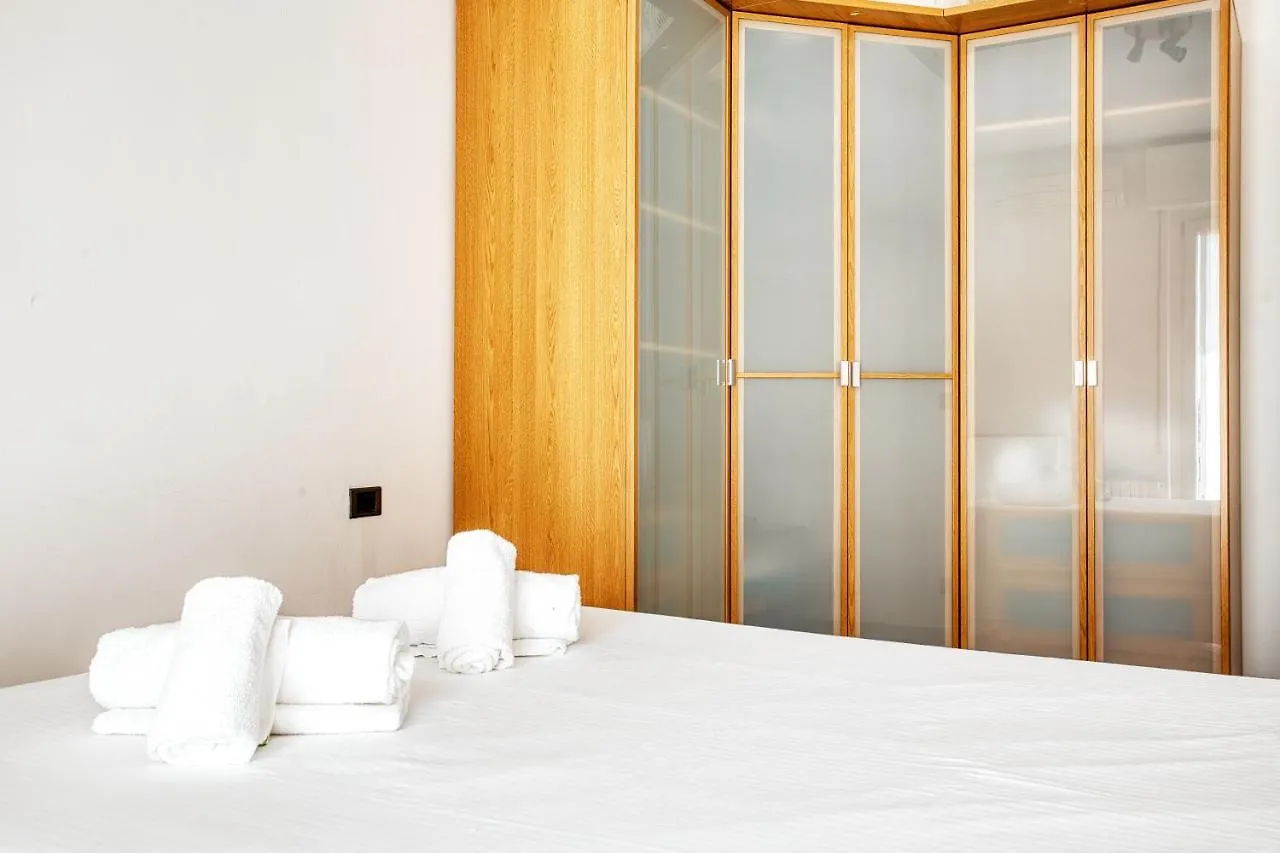 Apartment Joivy Cosy Apt In The Giambellino Area Milan